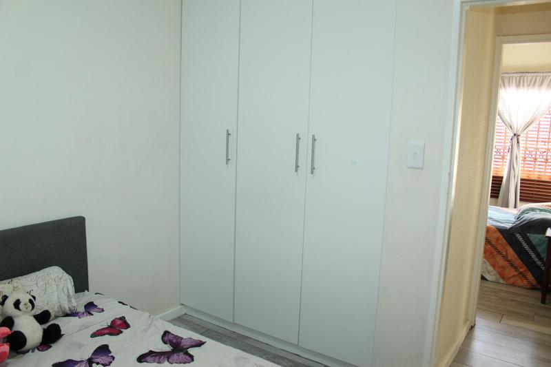2 Bedroom Property for Sale in Churchill Estate Western Cape